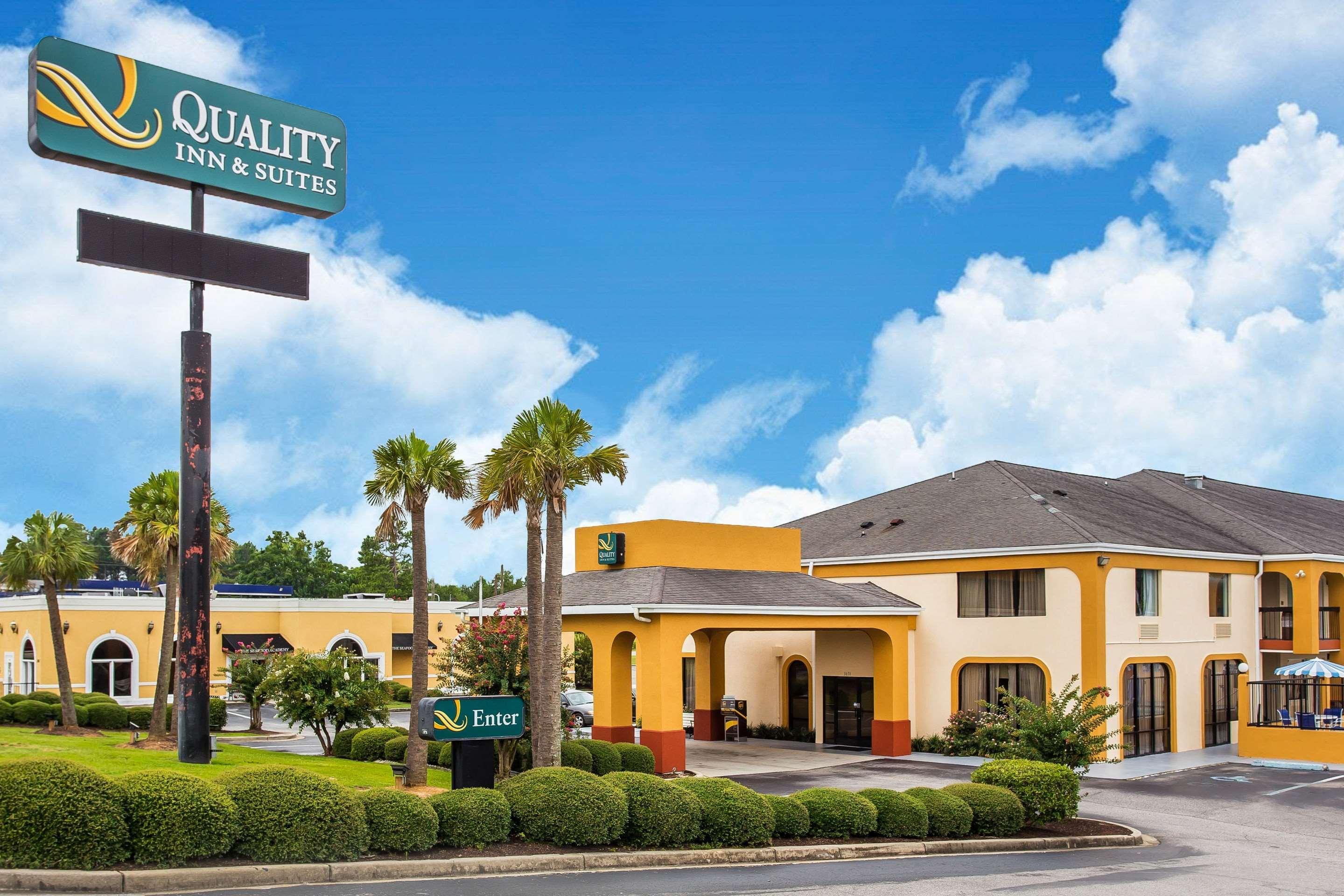 Quality Inn & Suites Orangeburg Exteriér fotografie